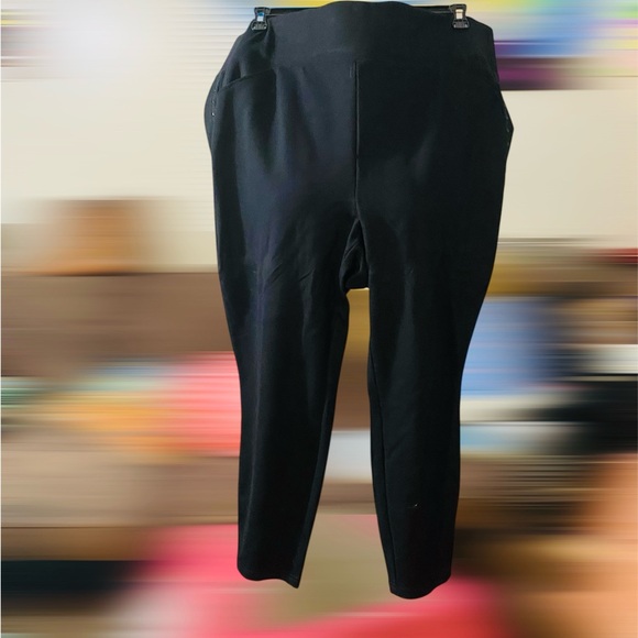 Torrid Studded Black Pants 4X - Picture 6 of 6